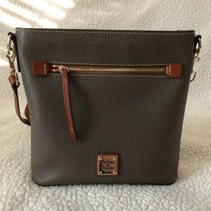Dooney & Bourke Crossbody - LIKE NEW!